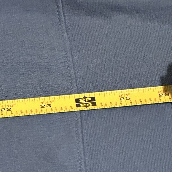 Walt Disney World Blue MICKEY MOUSE Classic Pullover Sweatshirt Size Medium - Picture 9 of 10